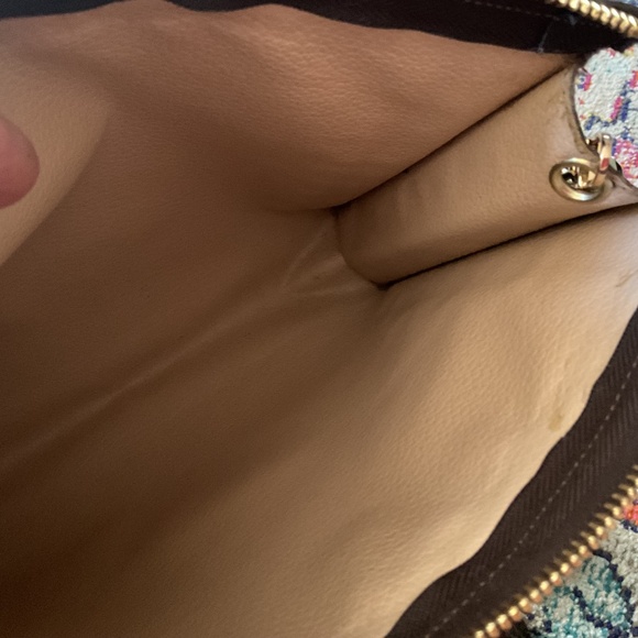 Louis Vuitton Monogram Toiletry Pouch 26 - Picture 6 of 14